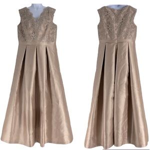 COPY - CHETTA B FULL LENGTH MOTHER OF THE BRIDE DRESS FORMAL WOMENS ADULT 16 LA…